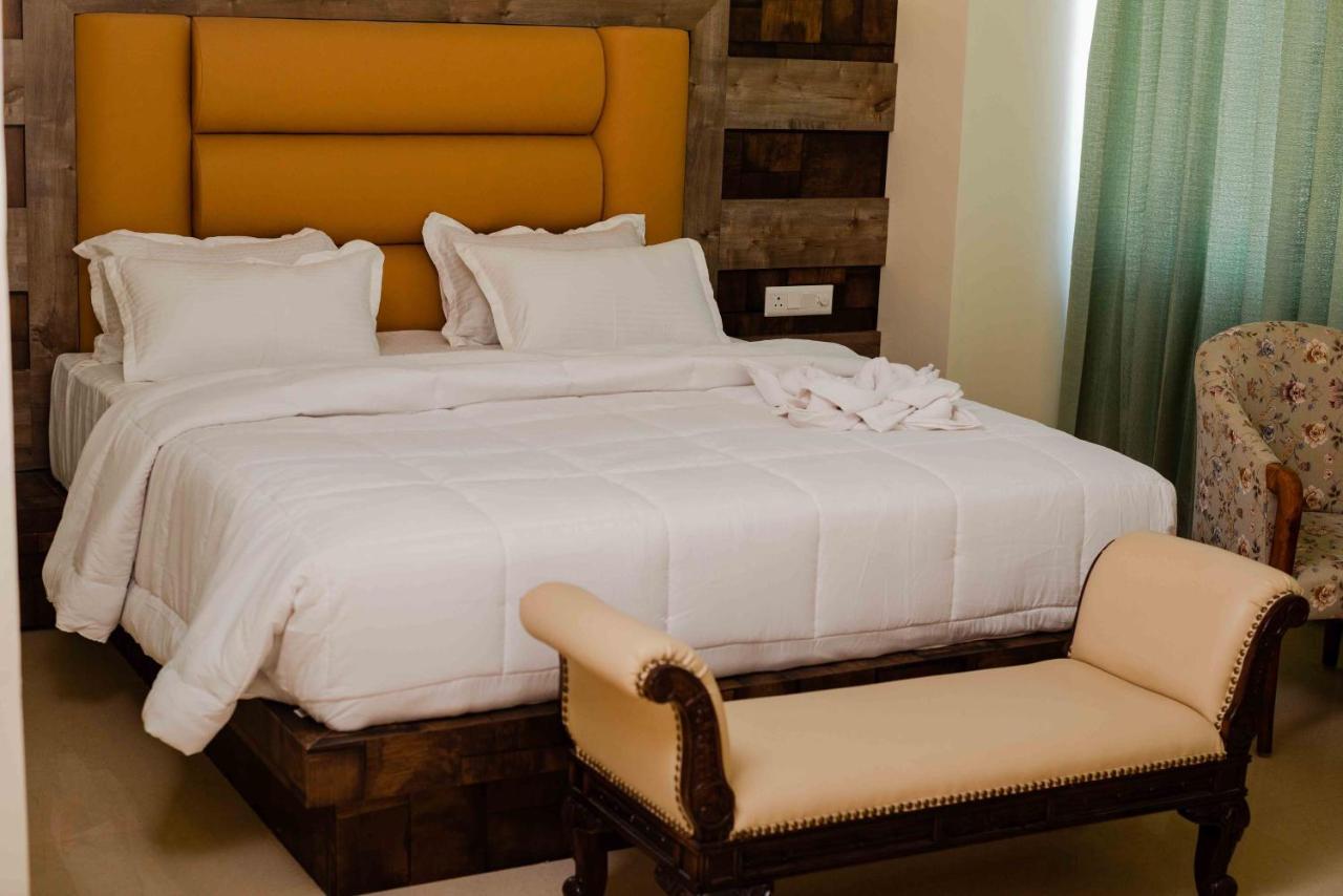 Hotel Grand Lotus Dimapur Ngoại thất bức ảnh