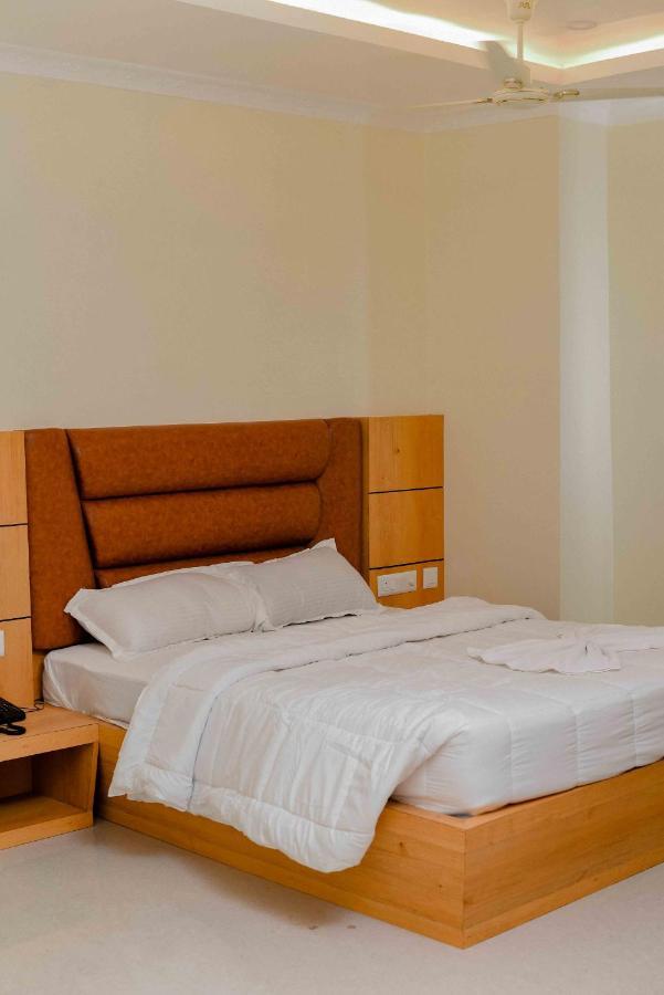 Hotel Grand Lotus Dimapur Ngoại thất bức ảnh