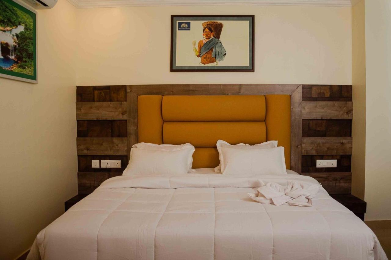 Hotel Grand Lotus Dimapur Ngoại thất bức ảnh